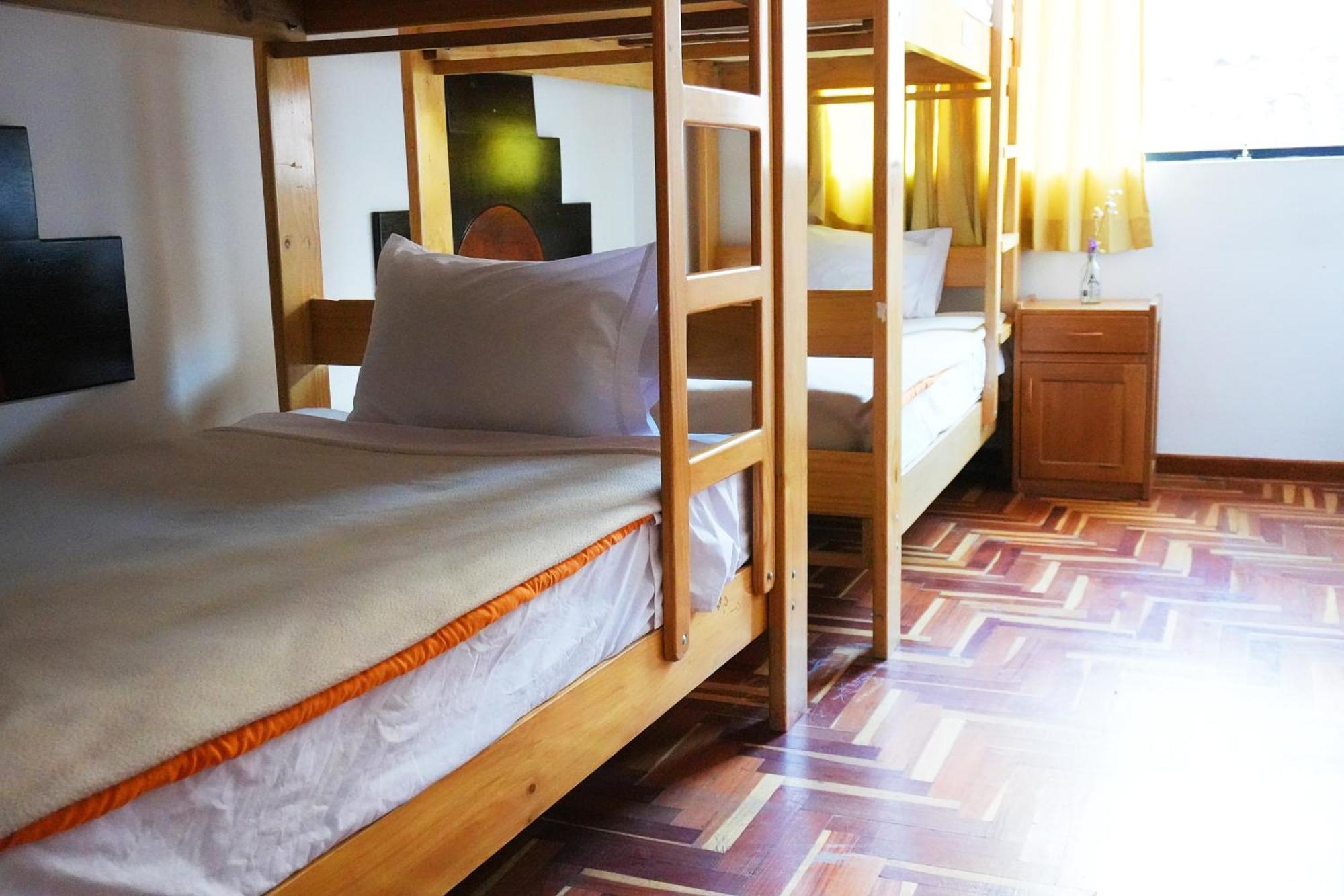 Shanti Hotel 피삭 외부 사진